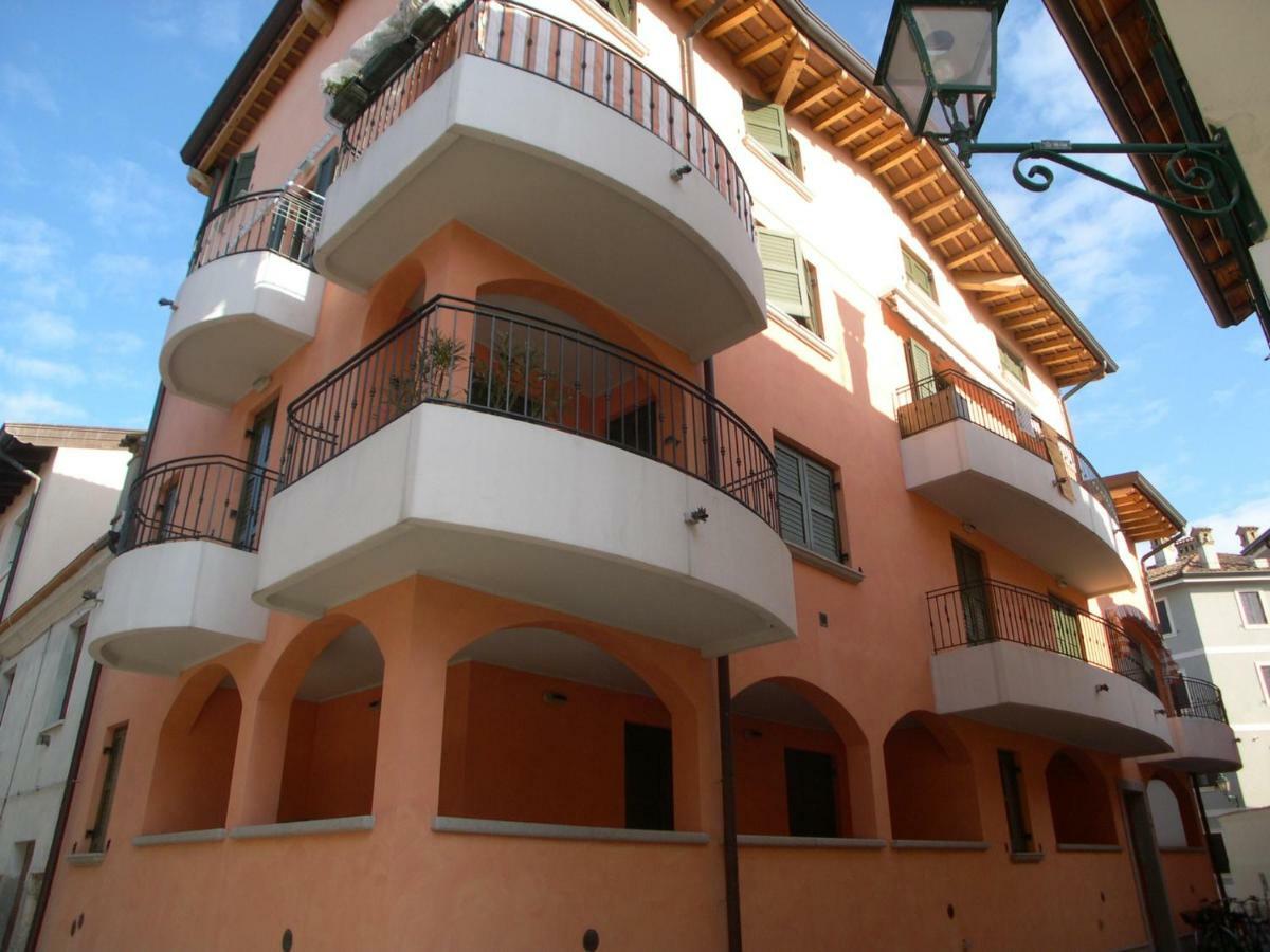 Residence Gloria Градо Екстериор снимка